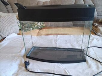 Akvárko s kompletním vybavením - 20 litrů