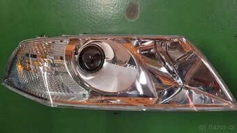 Š. Octavia 2 předface Pravý xenon