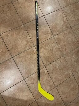 Hokejová Hůl Warrior ALPHA DX5 GRIP Junior