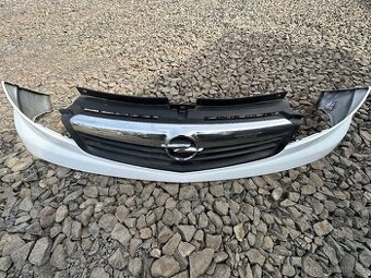 Přední maska, Opel Vivaro
