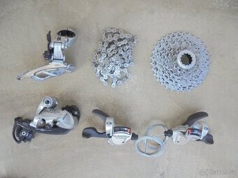 Sada Sh. XT 3 x 9 speed.