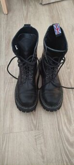 Prodám kožené boty Steady'S, velikost 44