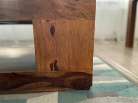 Dřevěný konferenční stůl - 1