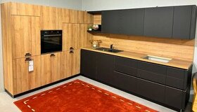 Nová moderní kuchyně ze showroomu (2503.24)