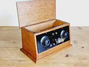 Velká starožitná rádio krystalka, cca 1928