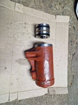 Valec a pist hydrauliky zetor - 1
