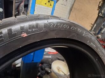 Pneu 275/40R19 Michelin 4S