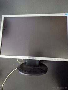 prodám funkční monitor SAMSUNG - 1