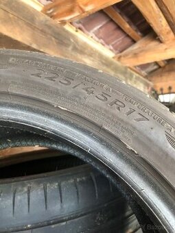 225/45 R 17 94W