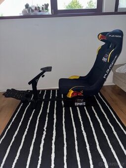 Zavodní křeslo Red Bull Racing Esports