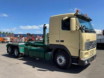 Volvo FH12 420 6x2 / Nosič Palfinger / Analog tacho