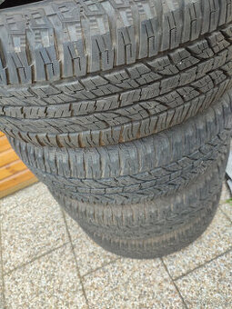 YOKOHAMA GEOLANDER A/T 275/60 R20