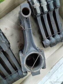 Opel Record A - ojnice - 1