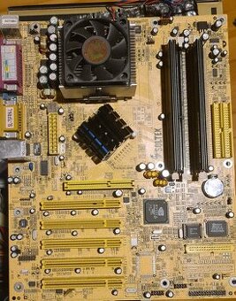 Soltek SL-75FRN-L socket 462