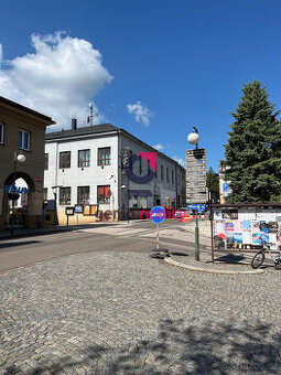 Pronájem komerčních prostor 103 m² v centru Nové Paky – námě