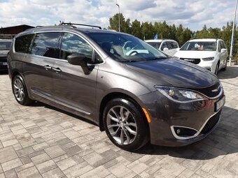 Chrysler Pacifica 3,6L V6, 7míst, kůže, kamera, tažné, LPG
