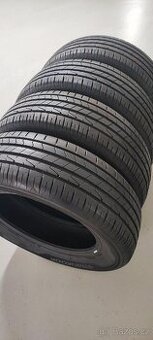 215/65/17 Hankook Ventus Prime3, DOT 0422, vzorek 7.3mm.