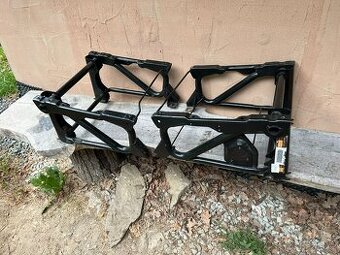 konzole, podstavec pod sedadla ducato