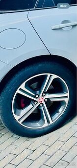 Jaguar f pace. Originál Alu kola R 20.