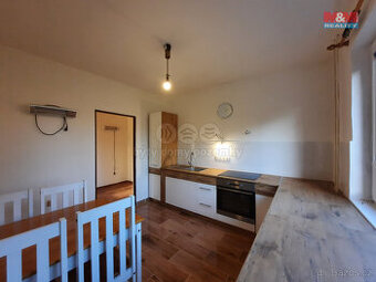 Prodej bytu 3+1, 90 m², Křišťanovice