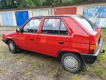 Škoda Favorit 135L 1994 – veterán v perfektním stavu.
