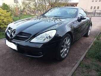 Prodám velmi pěkný Mercedes-Benz SLK 200