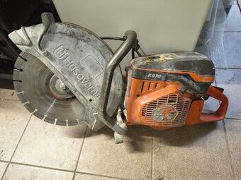 Okružní motorová pila Husqvarna - 1