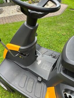 Zahradní traktor