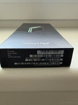 Samsung Galaxy Z flip 6 256GB,mint