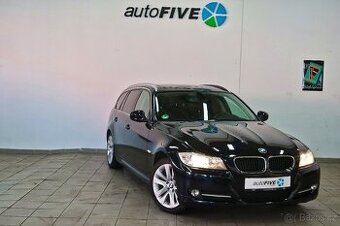 BMW 318i Touring 105kW, M paket, 2x ALU, SENZORY,VÝHŘEV,ŠÍBR