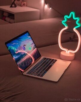 MacBook Pro 13" 2017 8/256Gb