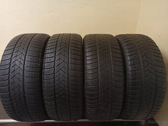 Pirelli Winter Sottozero 245/45 R18 96V 4,5 - 5,5 mm