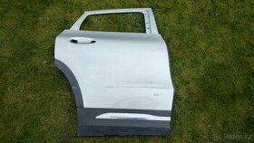 Mercedes GLA EQA H247 H243 A247 W247 2019- zadní pravé dveře