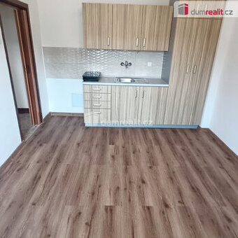pronájem bytu 1+KK, ul. Nádražní, Benešov nad Ploučnicí