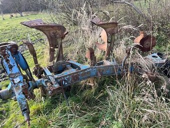 Prodám troják obracák pluh