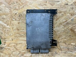 ŘÍDICÍ JEDNOTKA MOTORU P05033663AB