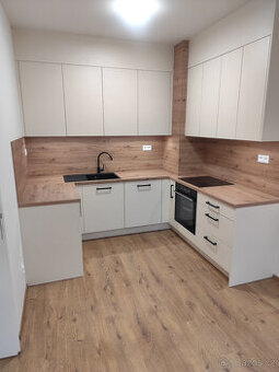 Pronájem bytu 2+kk 60 m² Císařského pluku, Opava - Předměstí