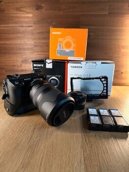 Sony A6500 + Tamron 17-70 f2.8 + příslušenství