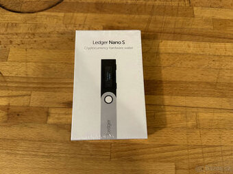 Ledger Nano S - krypto peněženka, nová, nerozbalená, alza.cz