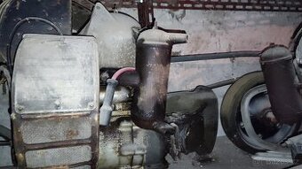 Dvoumužná pila s příslušenstvím