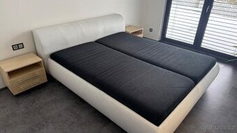 Manželská postel 180x200