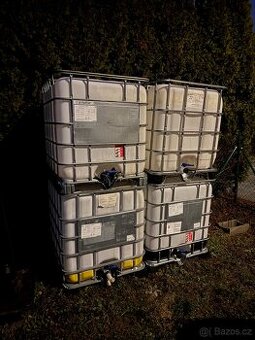 Ibc nádrž na vodu 1000L