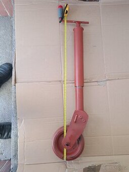 Podpěrné kolo na přívěs