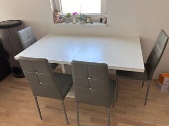 Jídelní set: Rozkládací stůl + 6 židlí