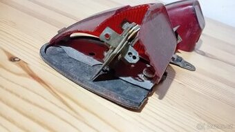 Prodám torza zadních světel Jawa