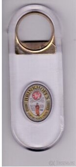 Otvírák na láhve s korunkou