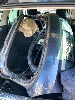 Zadní dveře Peugeot 308sw