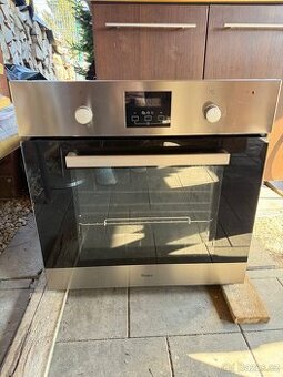 Vestavná trouba WHIRLPOOL AKP 462 IX