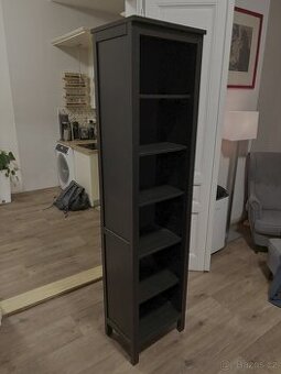 Knihovna IKEA Hemnes