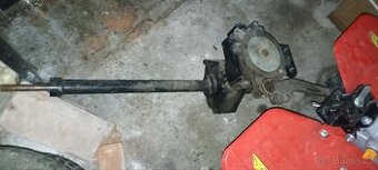 Převodovka sekací traktůrek a kola